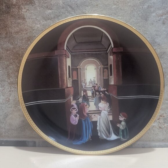 Enesco Precious Moments Esthers Gift To Her People Decorative Plate Hamilton Col - Picture 1 of 12